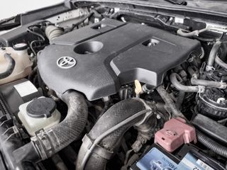 Toyota Hilux 2.4 D-4D Cabina Doble GX