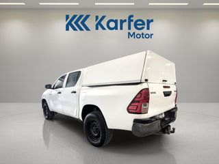 Toyota Hilux 2.4 D-4D Cabina Doble GX