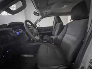 Toyota Hilux 2.4 D-4D Cabina Doble GX