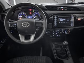 Toyota Hilux 2.4 D-4D Cabina Doble GX