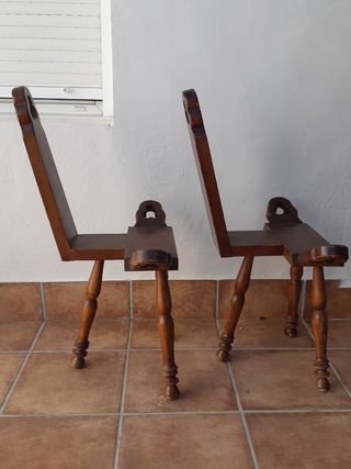 Pareja de sillas vintage de madera