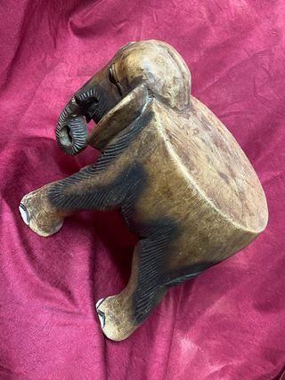Banco Elefante Esculpido em Madeira