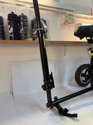 Asiento negro para patinete/scooter