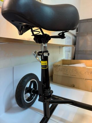 Asiento negro para patinete/scooter