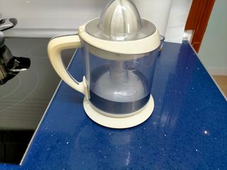 Exprimidor Jata MKT 115