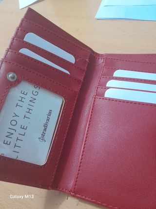 Cartera Stradivarius Roja
