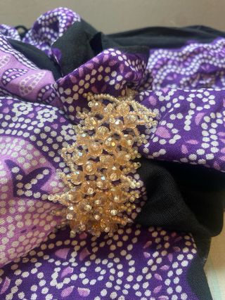 Pulsera de cristal rosa y dorada