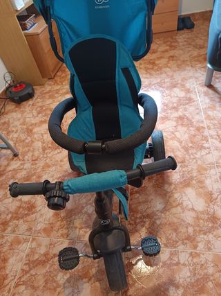 Triciclo infantil Kinderkraft hasta 3 años