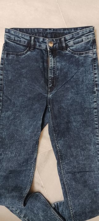 Pantalón vaquero pitillo H&M azul