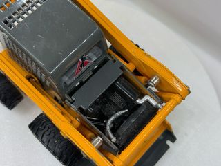 Mini-cargadora Mustang 2105 Joal 1:25