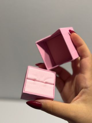 caja anillo Swarovski 