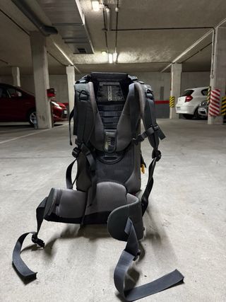 Mochila Deuter para porteo de niños