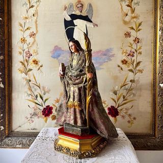 Antigua figura Santa Eulalia de Mérida