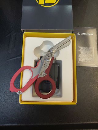 Tijera Multiusos Leatherman Raptor