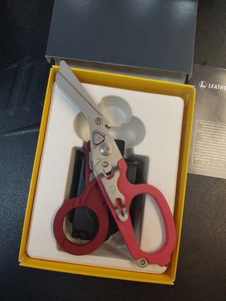 Tijera Multiusos Leatherman Raptor