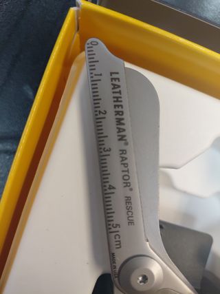 Tijera Multiusos Leatherman Raptor