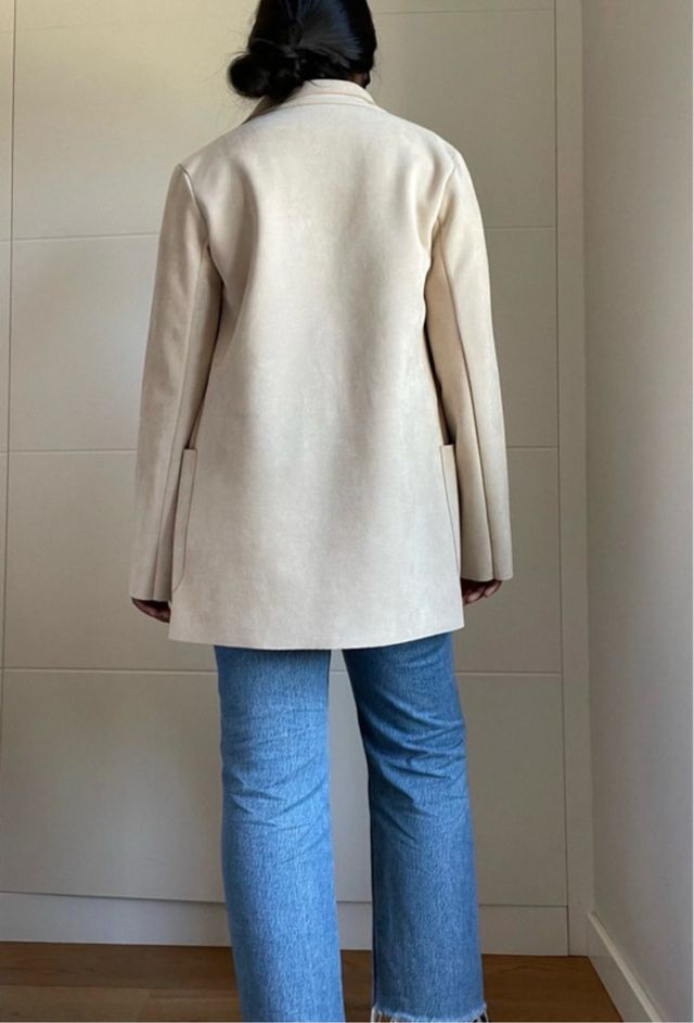 Chaqueta Zara ante beige