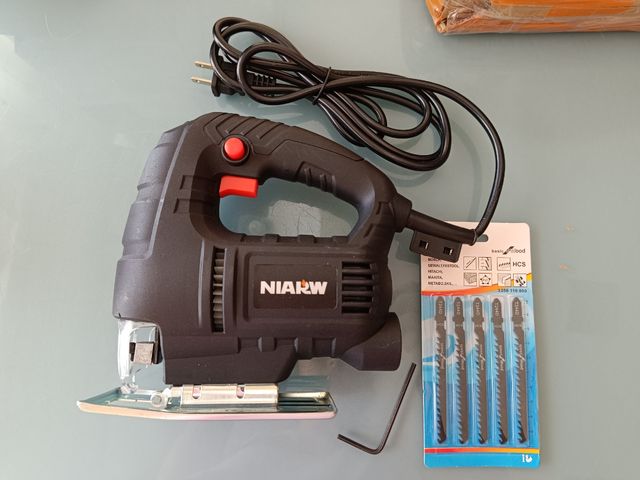 Caladora NIARW con hojas de sierra