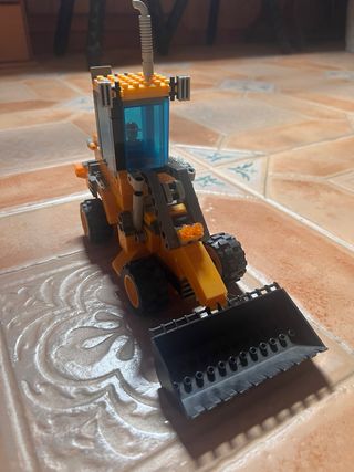 Tractor Compatible Lego