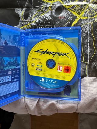 Cyberpunk 2077 PS4 y versión PS5 descargable