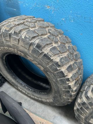 4 Neumáticos BFGoodrich Mud-Terrain T/A 245/75-16