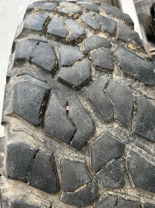 4 Neumáticos BFGoodrich Mud-Terrain T/A 245/75-16