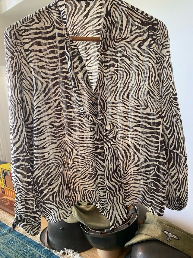 Blusa ZARA con fiocco