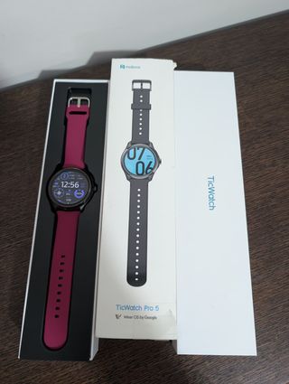 Smartwatch GPS TicWatch Pro 5