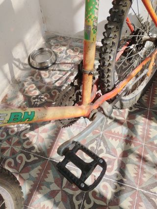 Bicicleta de montaña FORCE BH