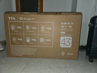 Televisor TCL QLED 4K 43 Google TV