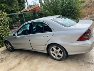 Mercedes-Benz Classe C (206) 2003