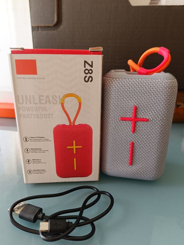 Altavoz Portátil Z8S