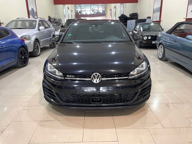 Volkswagen Golf GTD 184 cv 3 P