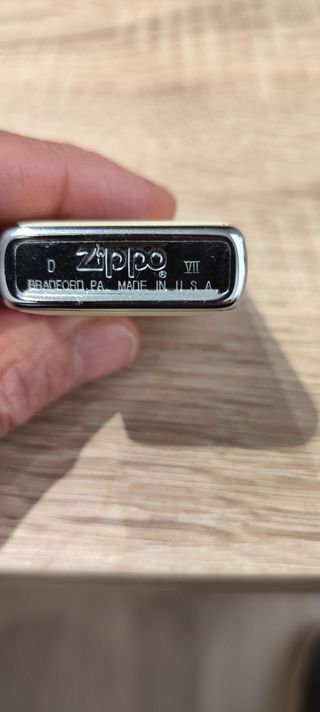 Batch 3 Zippo inutilizzati