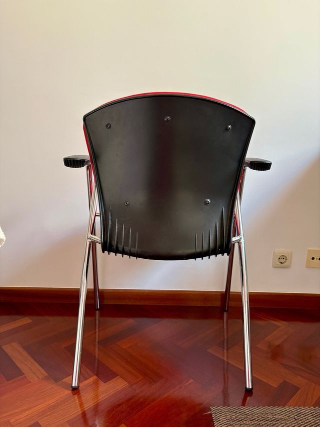 Silla ergonómica sin ruedas