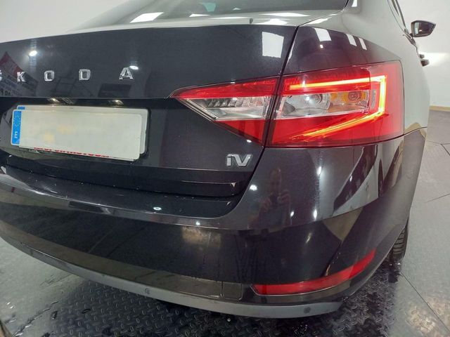 Skoda Superb 1.4 TSI PHEV AMBITION DSG AUT