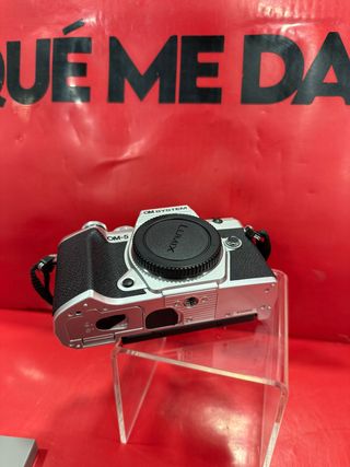 Camara Olympus OM SYSTEM OM-5 Plata