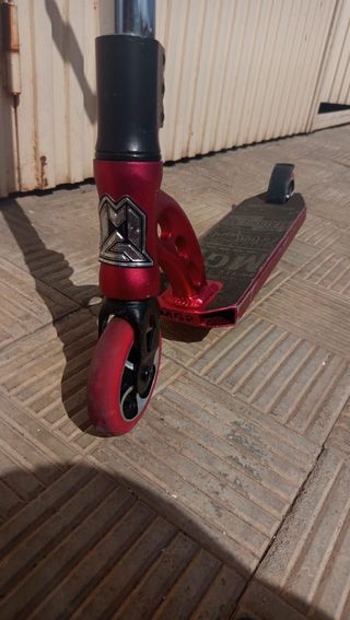 Patinete mgp de freestyle tiene poco uso 