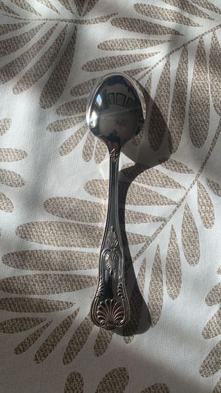 Cubertería de plata antigua