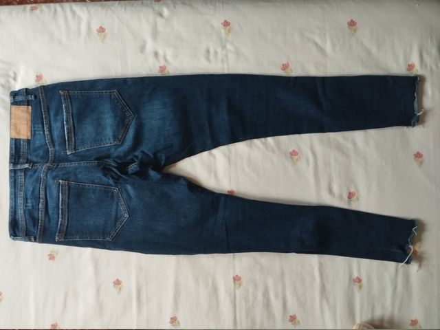 Pantalón vaquero Bershka Super Skinny Fit T.38