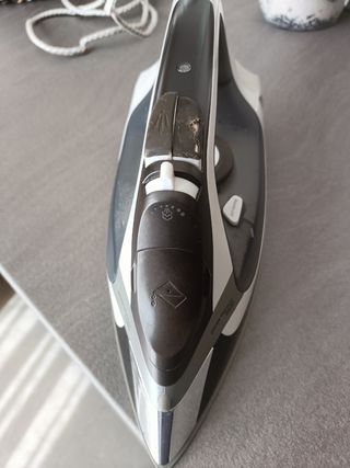 Plancha de ropa Taurus