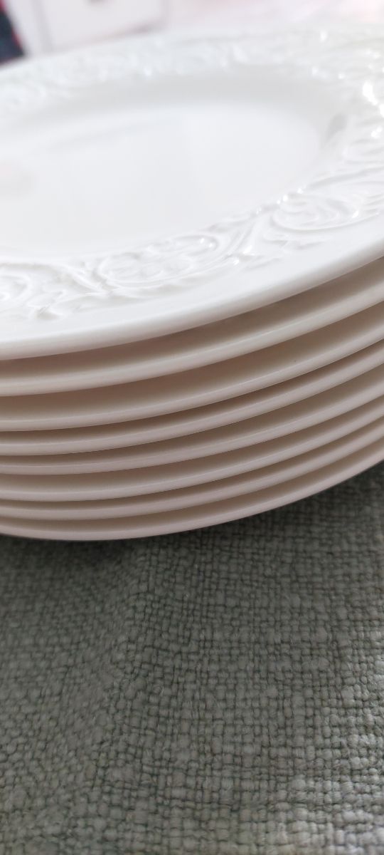 Wedgwood Patrician 8 piatti avorio