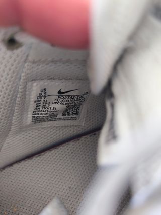 Nike Air Force 1 Blancas y Doradas