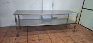 mesa de trabajo de acero inoxidable 
