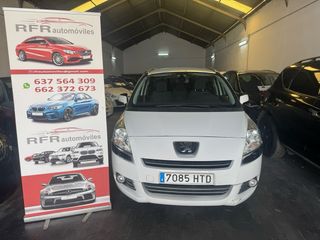 Peugeot 5008 7 plazas. 2014. 120kms