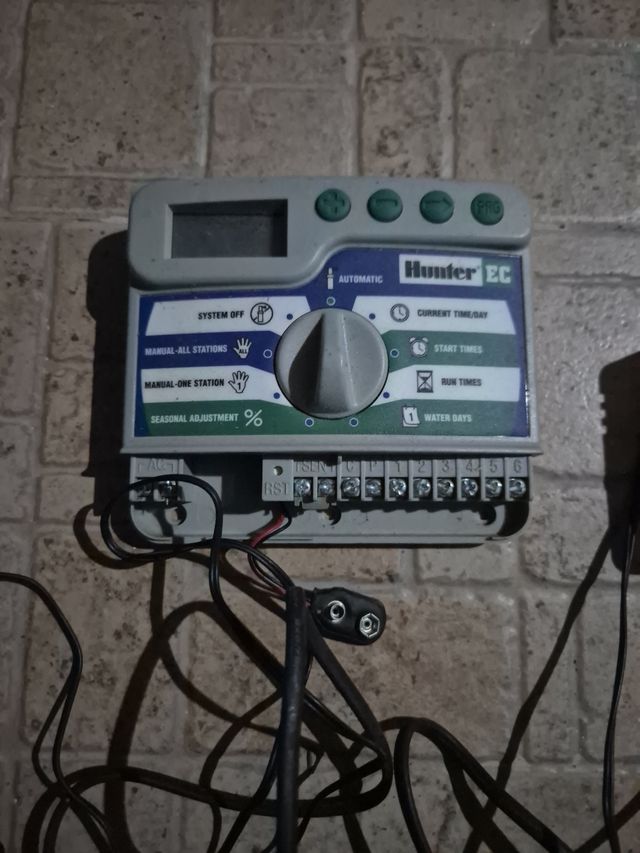 Hunter EC Controlador de riego