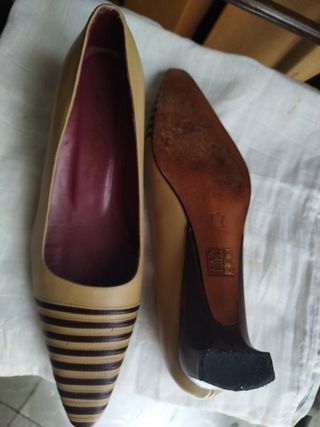 Zapatos D'Antonio. Mira 7 fotos. 