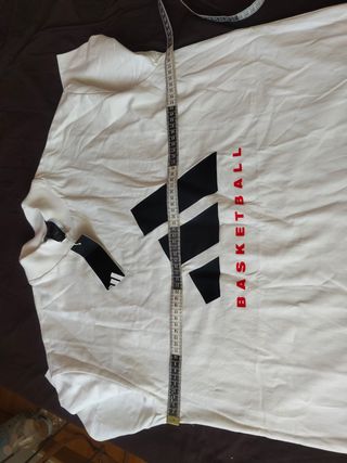 Camiseta adidas basquetbol nueva