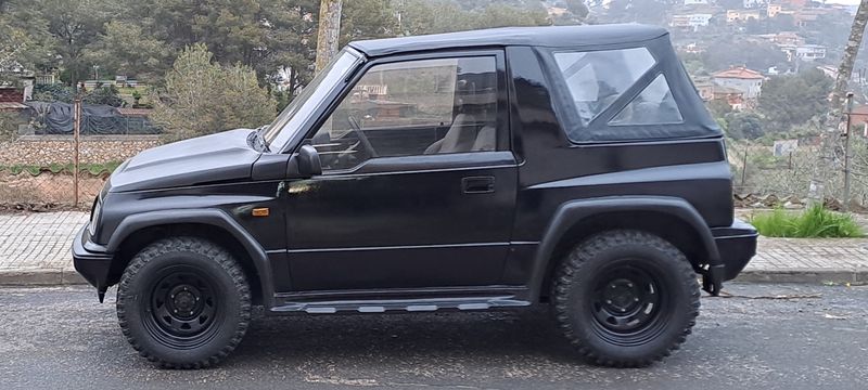 Suzuki Vitara - foto 1