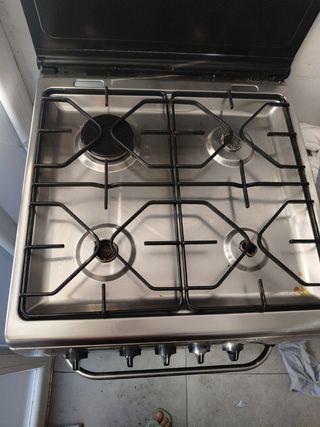 Cocina de gas con horno